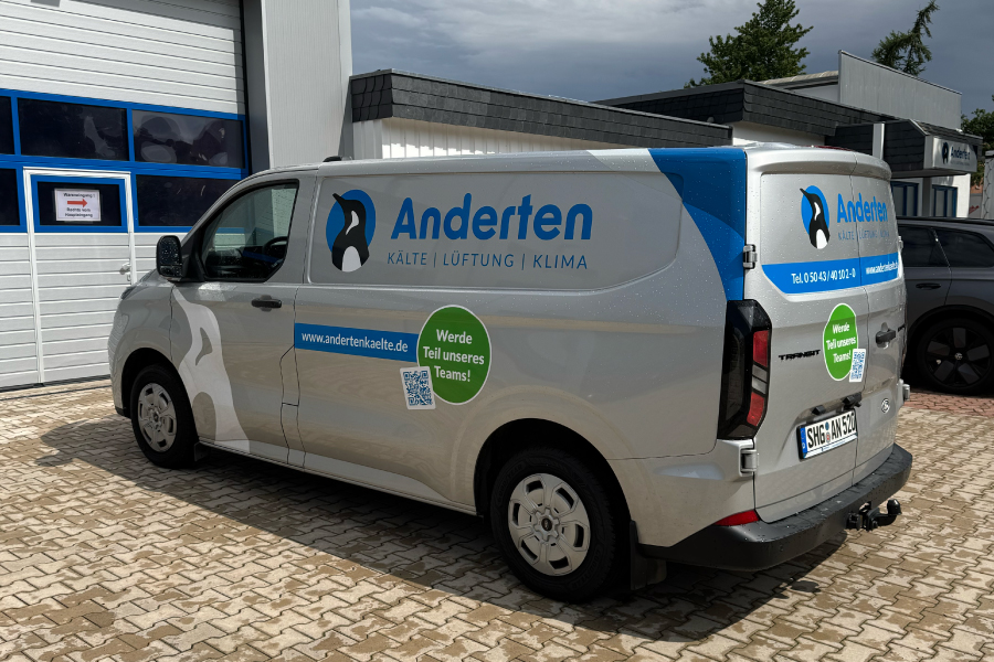 Beschriftung Flotten Handwerk Transporter Teilfolierung von fahrzeugbeschriftung-koeln.de