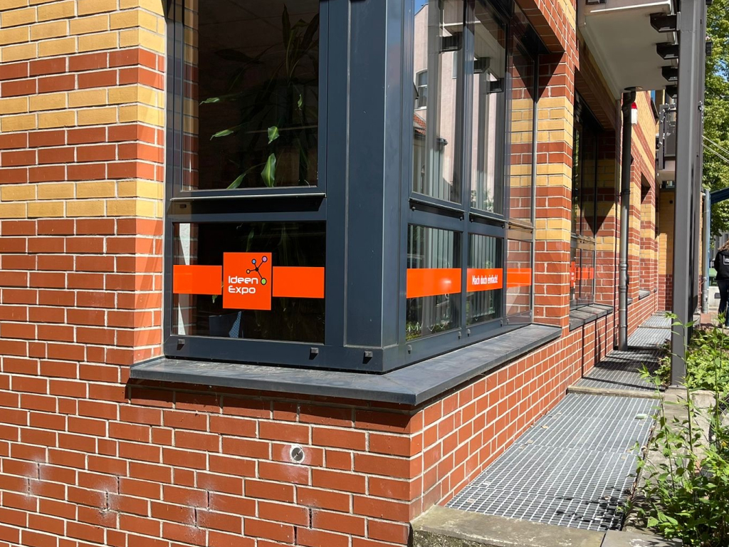 Ideenexpo Schaufensterbeschriftung
